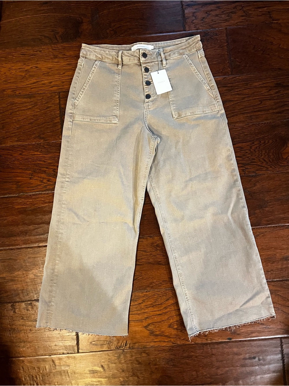 NWT Hidden Jeans Nori Wide Leg Crop Jeans Size 31 Taupe Button Fly Raw Hem